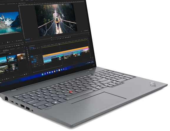 Vue du côté gauche de la station de travail mobile ThinkPad P16s, ouverte, montrant des parties de l’écran et du clavier